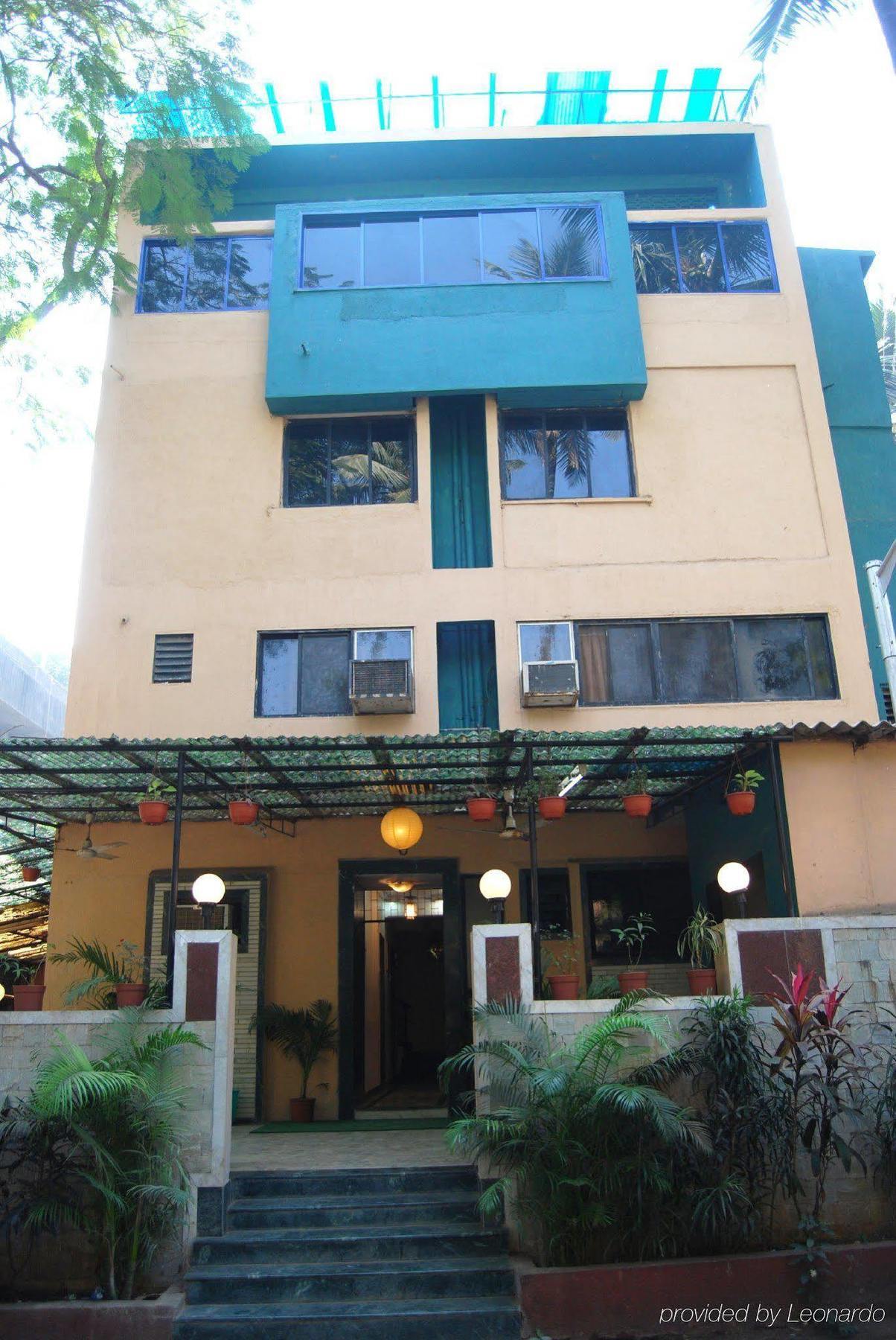 Hotel Sea Sands Bombaim Exterior foto