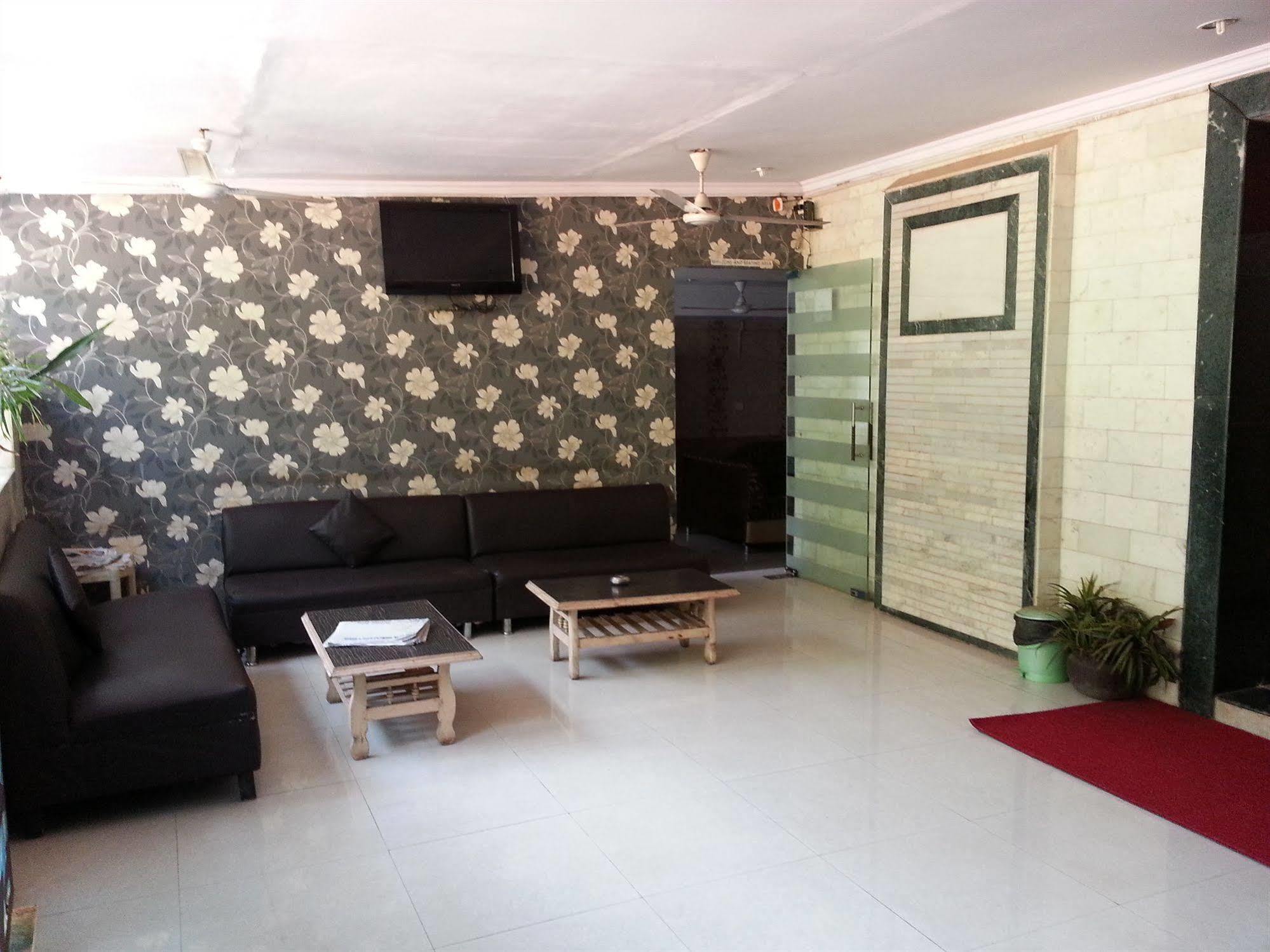 Hotel Sea Sands Bombaim Exterior foto
