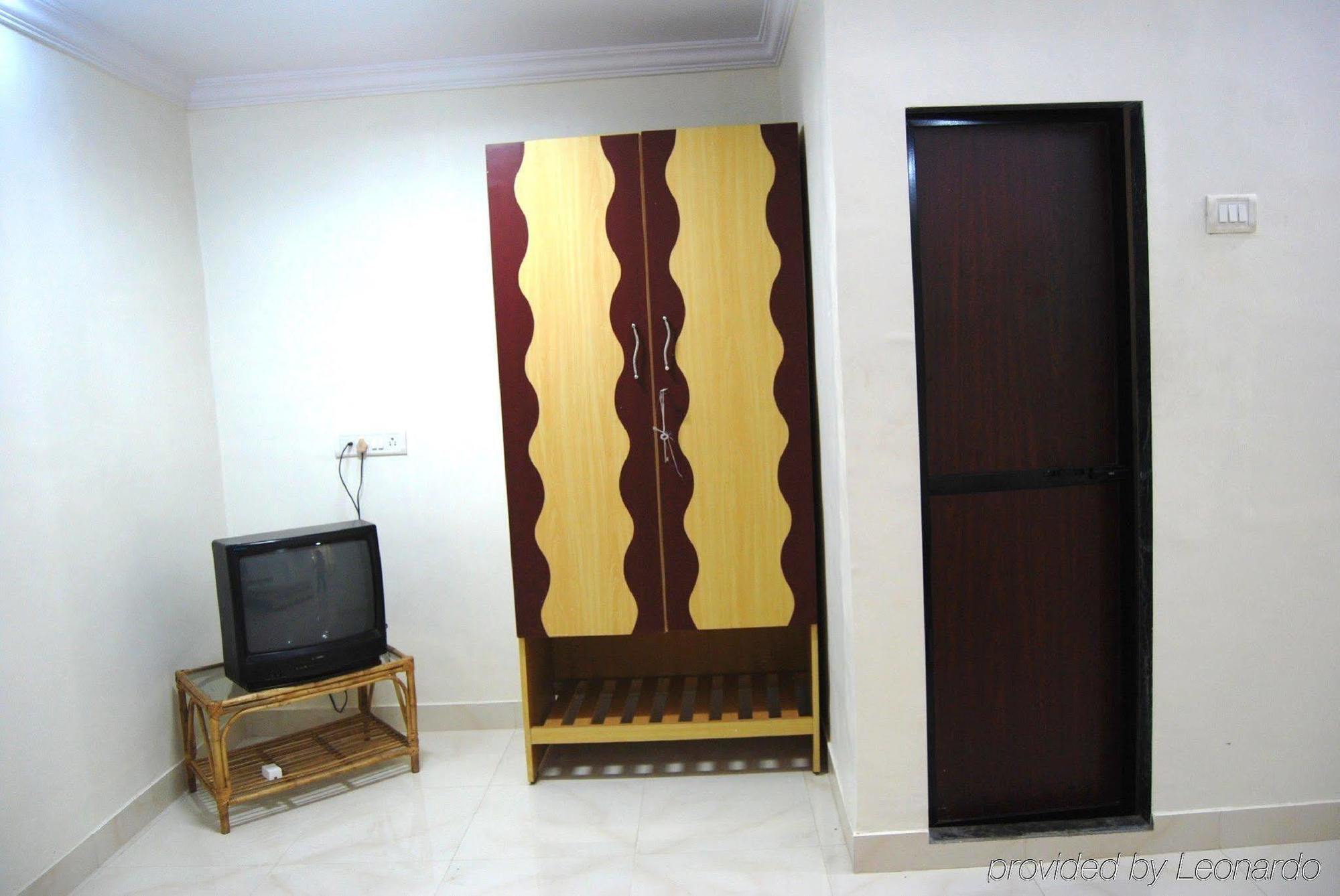 Hotel Sea Sands Bombaim Exterior foto