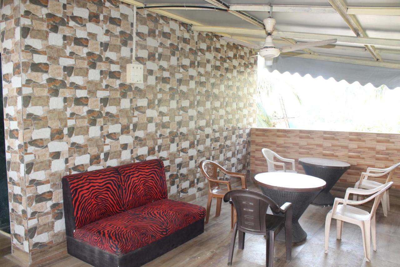 Hotel Sea Sands Bombaim Exterior foto